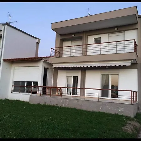 Дом отдыха Itamos House